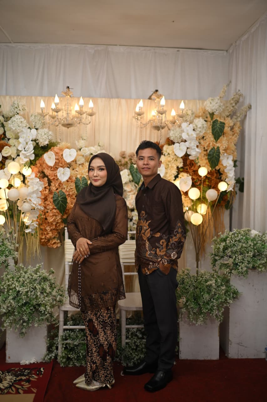 Tika & Jadid (1) Tika & Jadid (1)